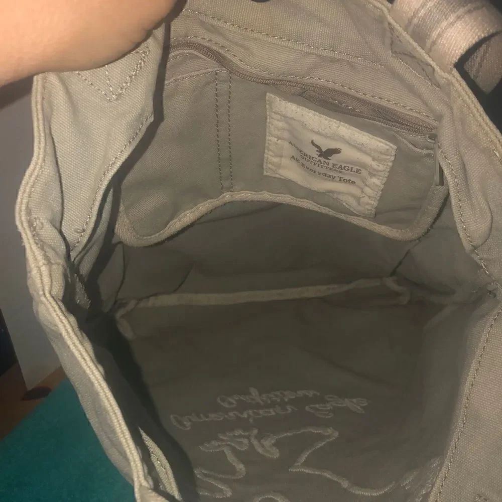 American Eagle Tote Bag  - Picture 6 of 6
